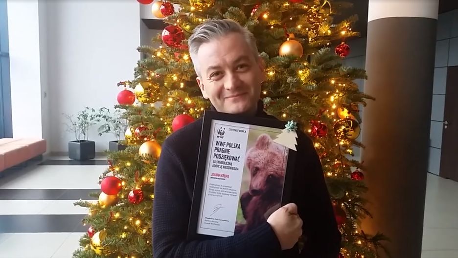 Robert Biedroń zdecydował się na adopcję niedźwiedzia.