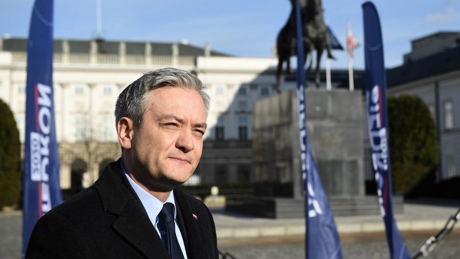 Wybory prezydenckie 2020. Robert Biedroń krytykuje rząd PiS ws. budżetu UE