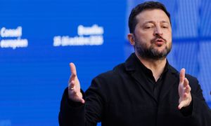 Zełenski ostrzega: USA będą znosić sankcje wobec Rosji
