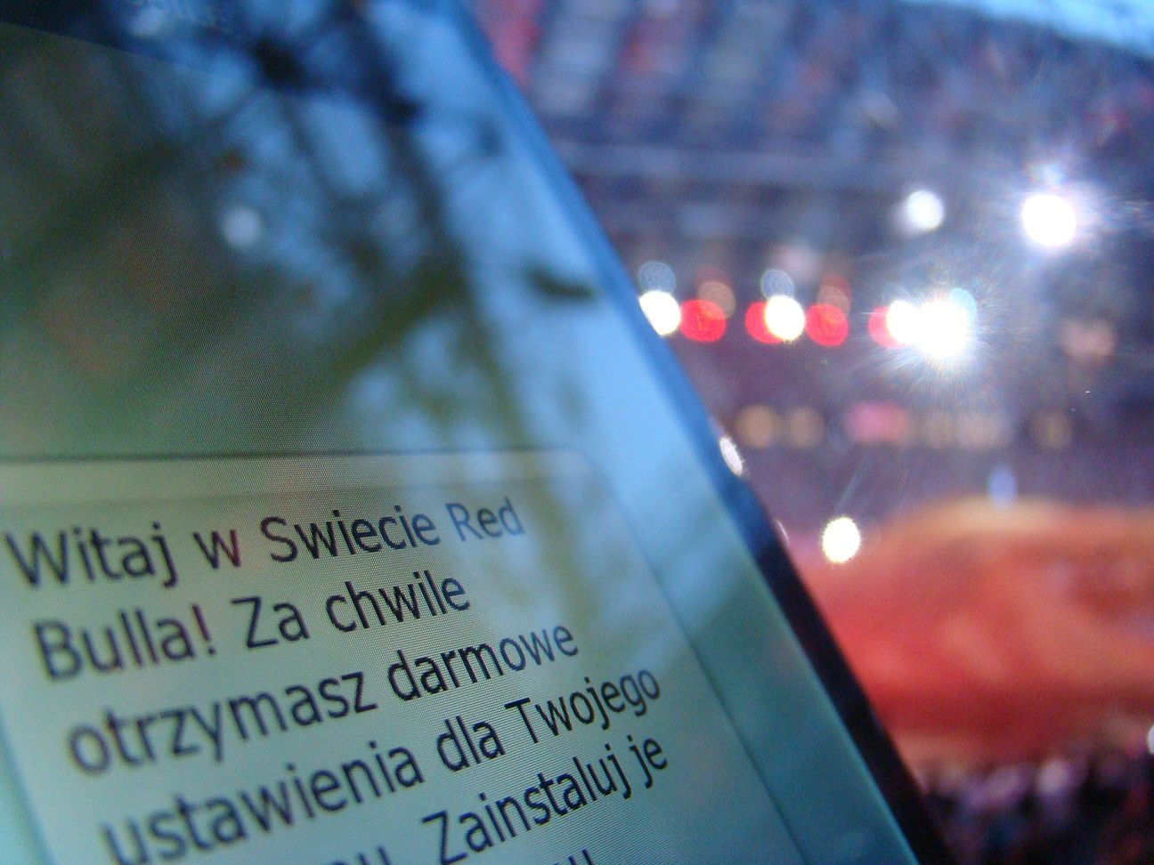 Red Bull Mobile wkroczył do Polski - oferta i Świat Red Bulla 10