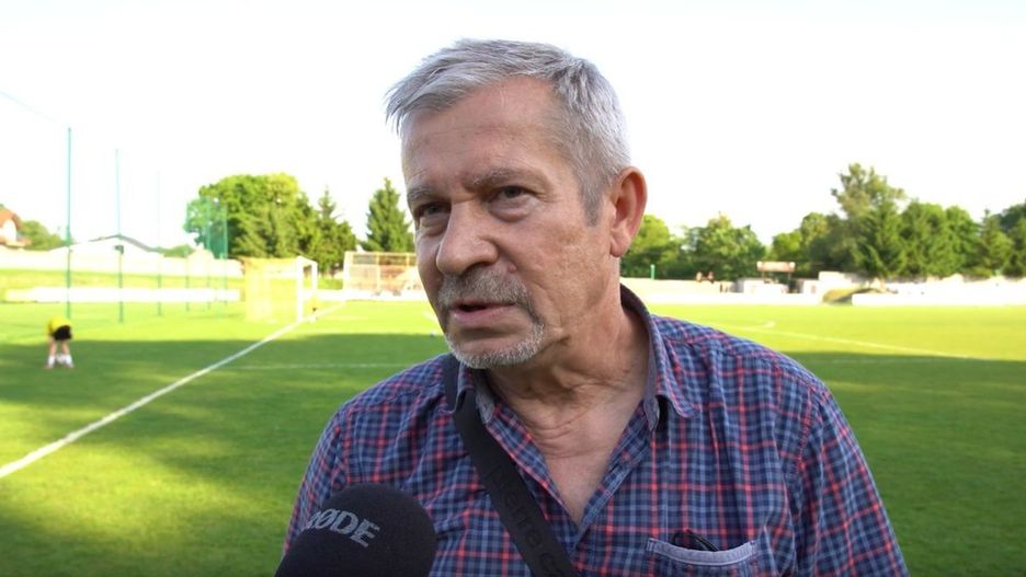 Roman Gruszecki pozostanie trenerem czwartoligowej Pogoni Staszów na kolejny sezon