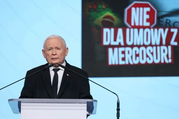 Manifestacja PiS w Warszawie. "To potrafi tylko Jarosław Kaczyński"