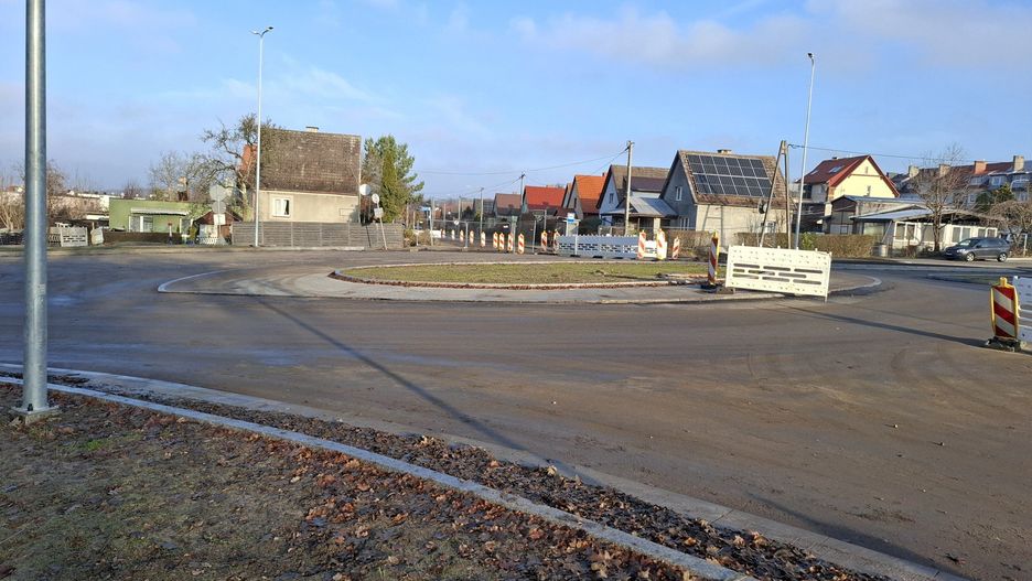 Rondo na ulicy Gdyńskiej już przejezdne. Skrzyżowanie powstało w ramach budowy słupskiego ringu.