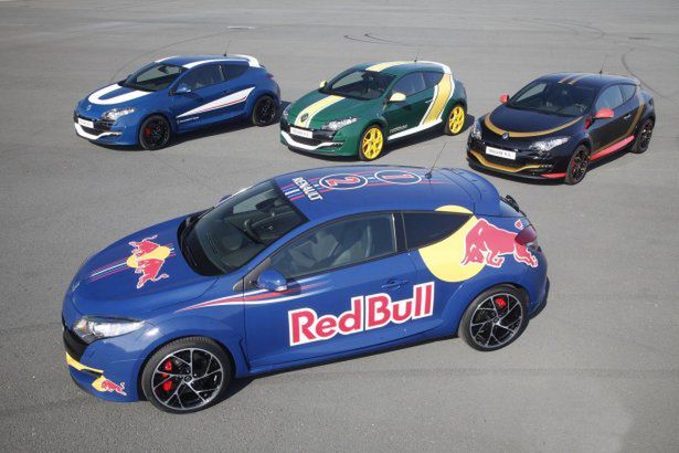 Renault Megane RS w barwach zespołów Formuły 1