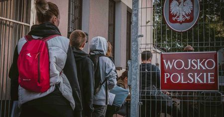 Podjęli wyzwanie i włożyli mundury