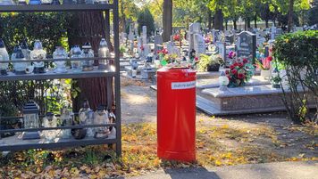 Nowy kolor koszy na cmentarzach. Za błąd grozi 5 tys. zł