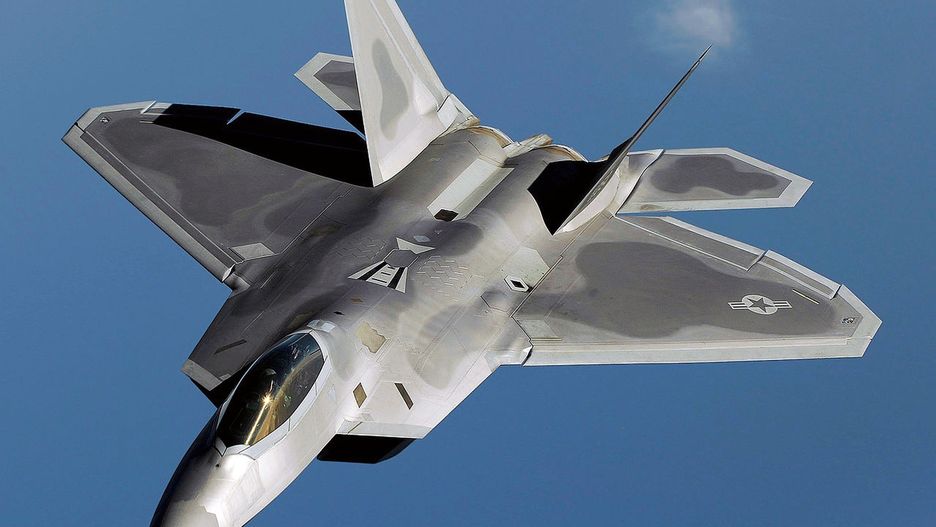 Nowe myśliwce mają przenosić więcej uzbrojenia niż F-22A Raptor