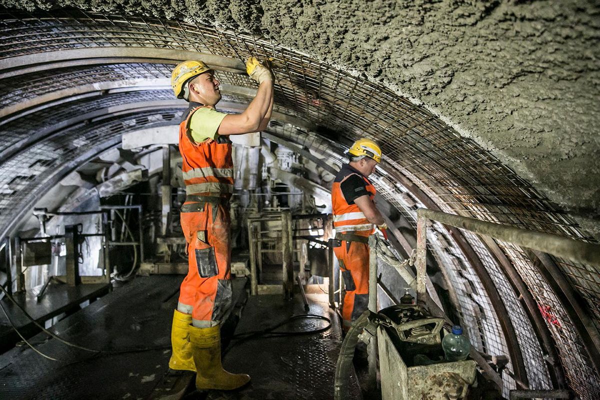 Trwa budowa najdłuższego tunelu kolejowego na świecie