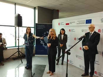 Grenda zabrała głos ws. polityka KO. "Dyrektorzy placówek muszą być czujni"