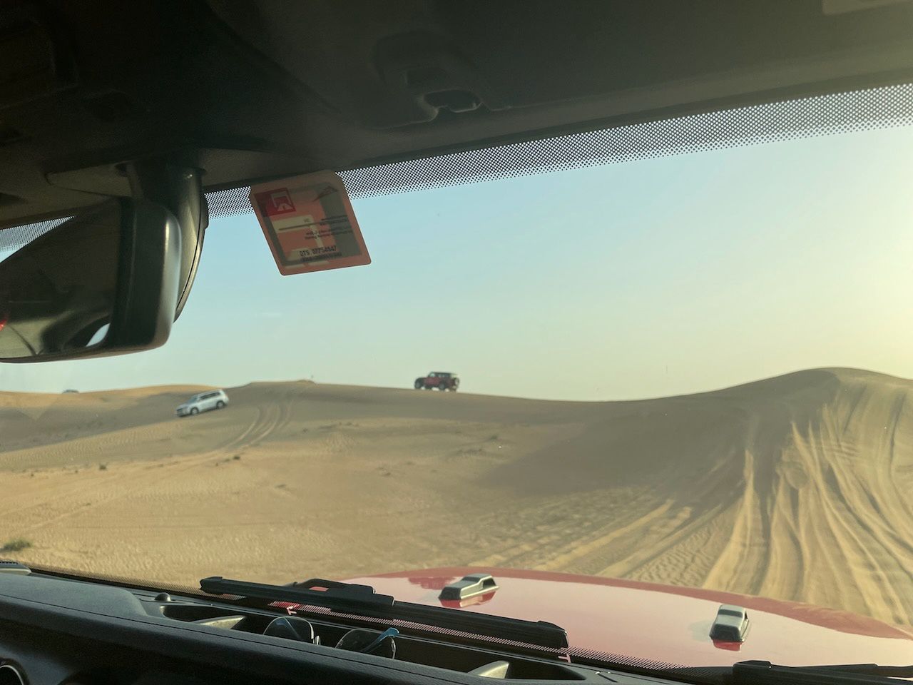 Noc na pustyni w Dubaju