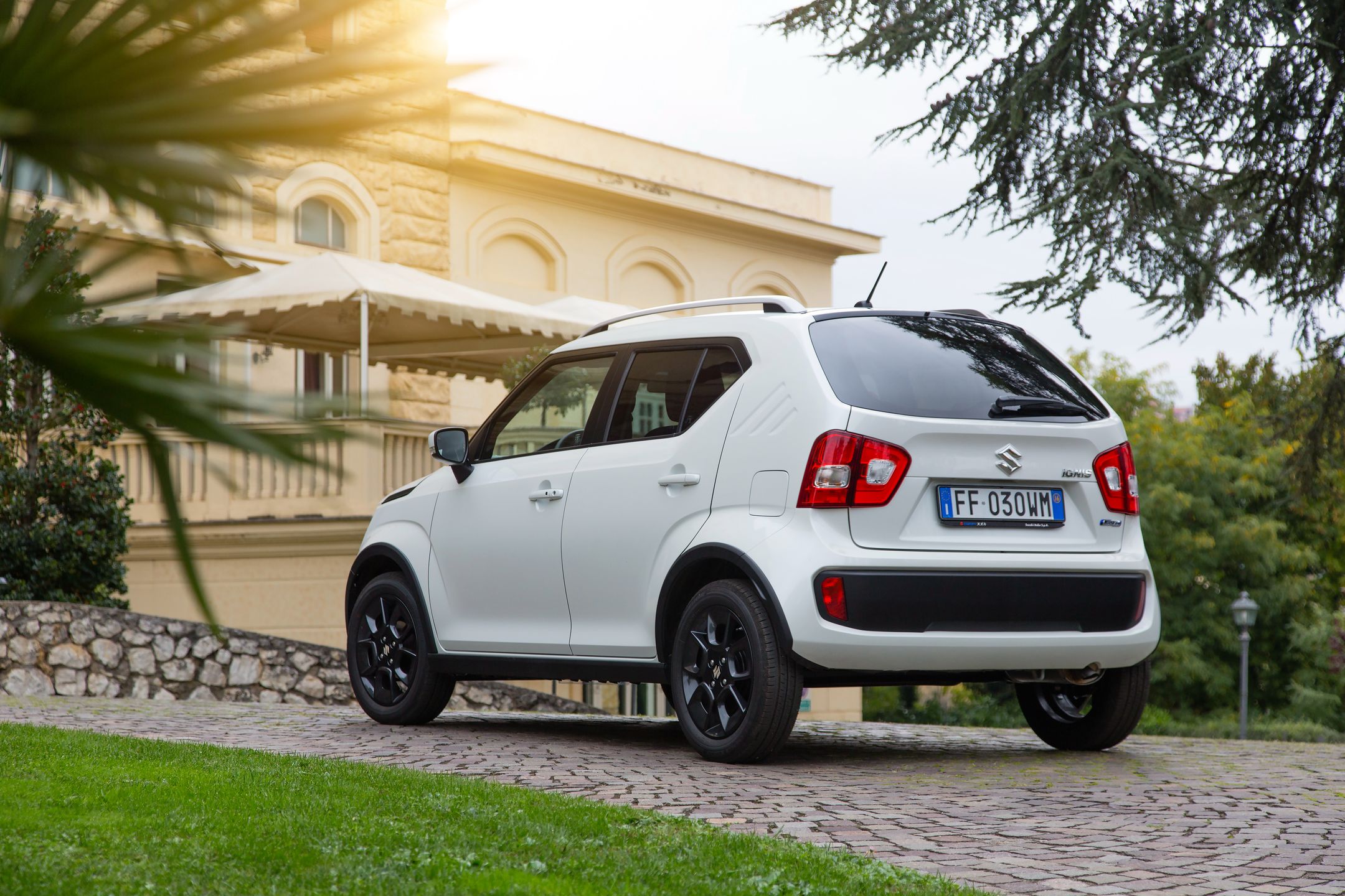 Suzuki Ignis 4