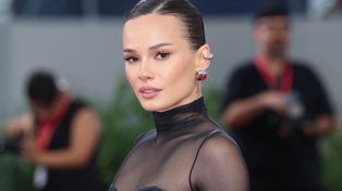 Natalia Szroeder zachwyca w Wenecji. Postawiła na zmysłowe prześwity