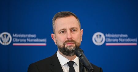 Rząd zgodny ws. obecności polskich wojsk na Grenlandii. Szef MON wyjaśnia