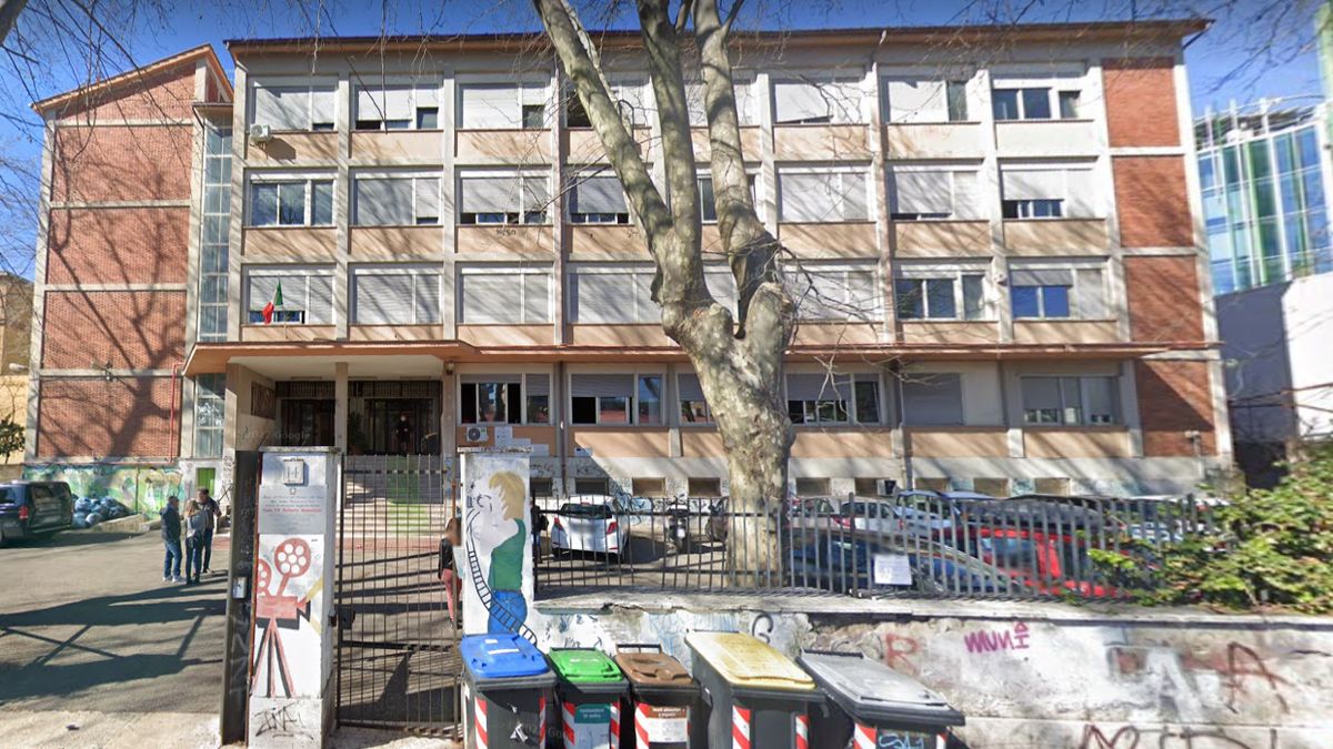 Szkoła, do której uczęszcza 17-latka