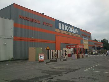 Planujesz jesienny remont? Bricoman oferuje rabaty