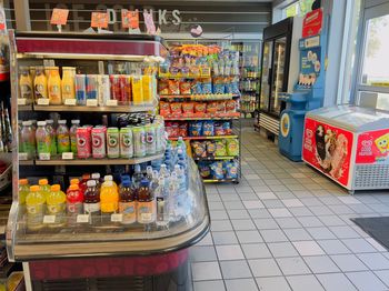 Nocna prohibicja w kolejnym mieście? Jest plan. Byłby też stały zakaz na stacjach