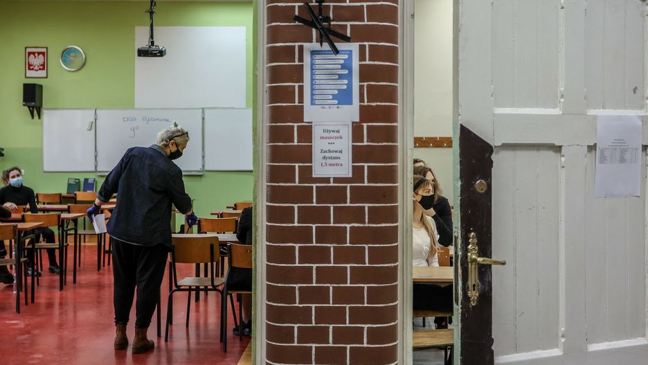 Po przerwie majowej wrócą do szkół w trybie stacjonarnym uczniowie klas 1-3