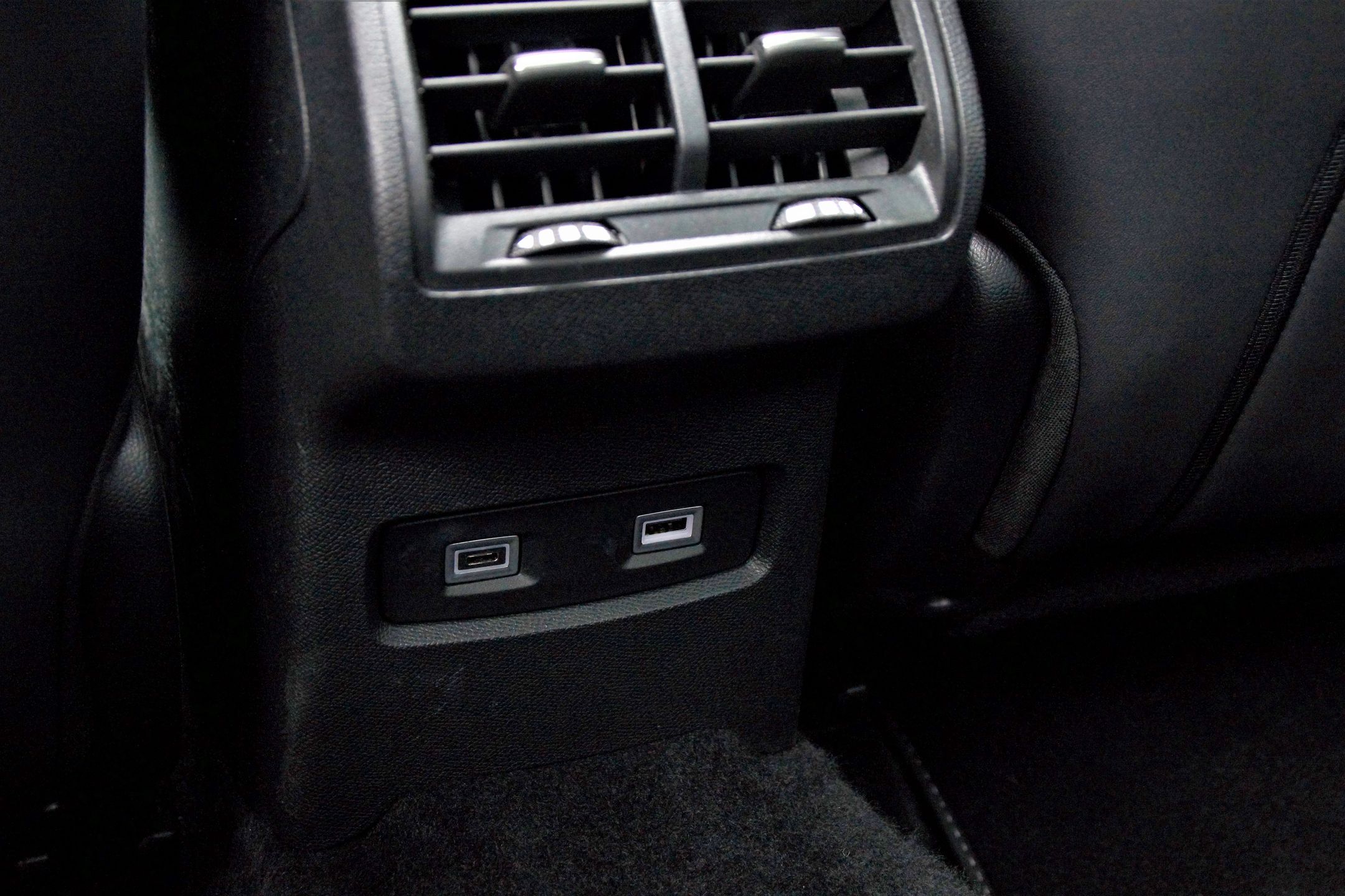 Citroën ë-C4 X