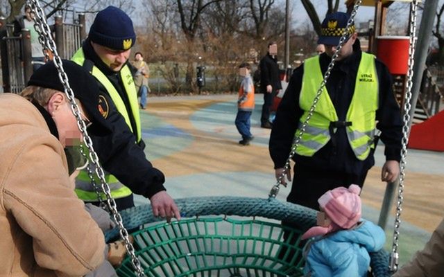 Skontrolują ponad 1000 placów zabaw