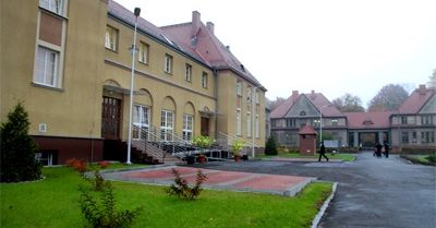 Zabrze. Studenci trafili do szpitala, komisja ds. BHP ma wyjaśnić czy ulegli promieniowaniu UV