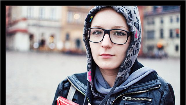 Warszawskie twarze poszukiwane, czyli Portrety Uliczne Nieznajomych 1