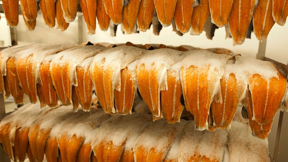 Łosoś zawiera dużo jodu. Warto go jeść