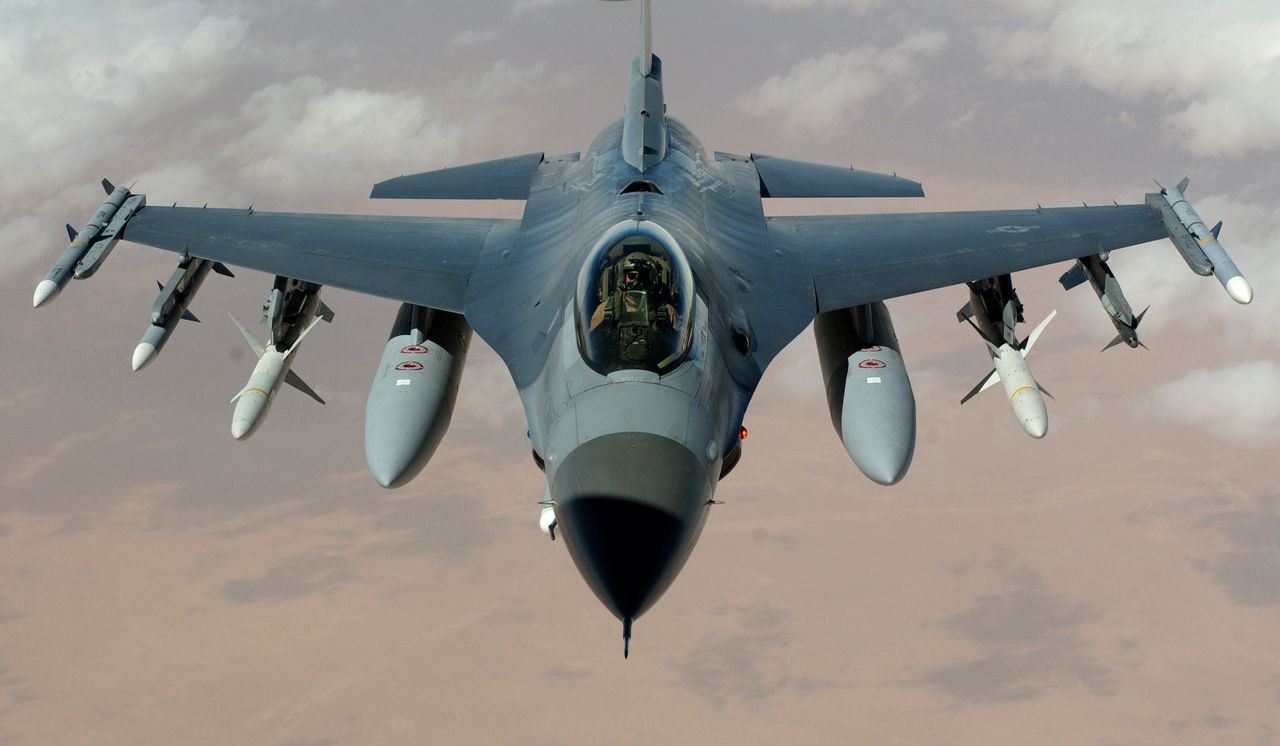 F-16 nie są dla Ukrainy optymalnym wsparciem - twierdzą eksperci
