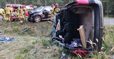 Dramat na drodze w Wielkopolsce. Jeleń doprowadził do tragedii