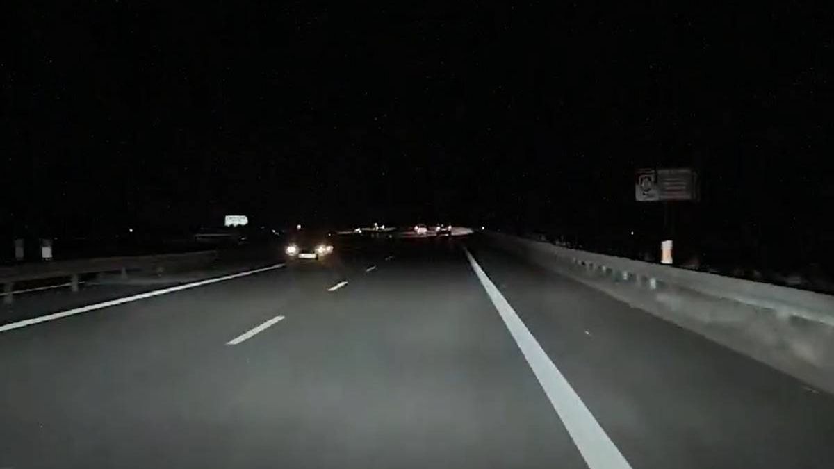 Kierowca renaulta jechał pod prąd na S17