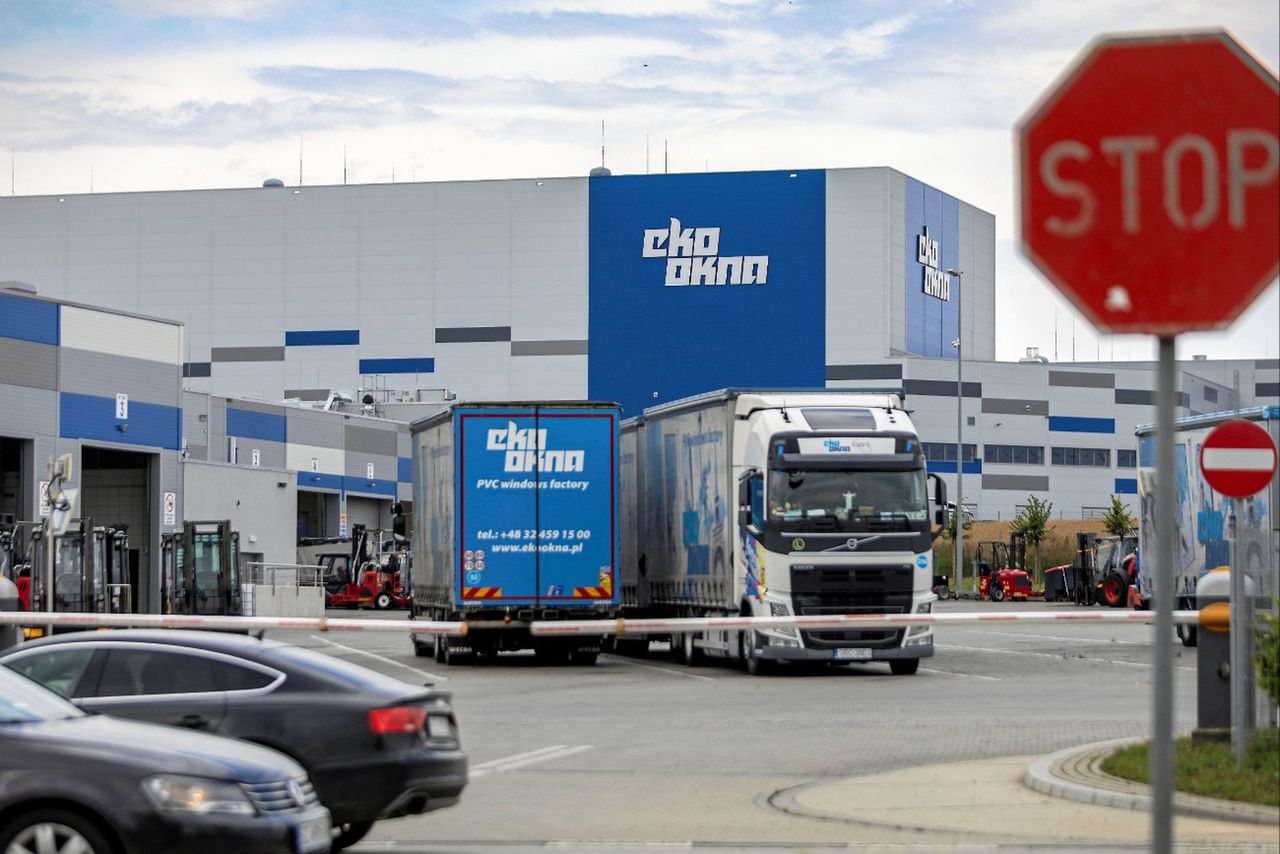 Wyniki kontroli PIP w firmie miliardera katolika. Ruszy postępowanie