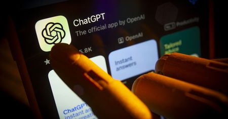 ChatGPT traci udziały w rynku. Gemini i Grok rosną w siłę