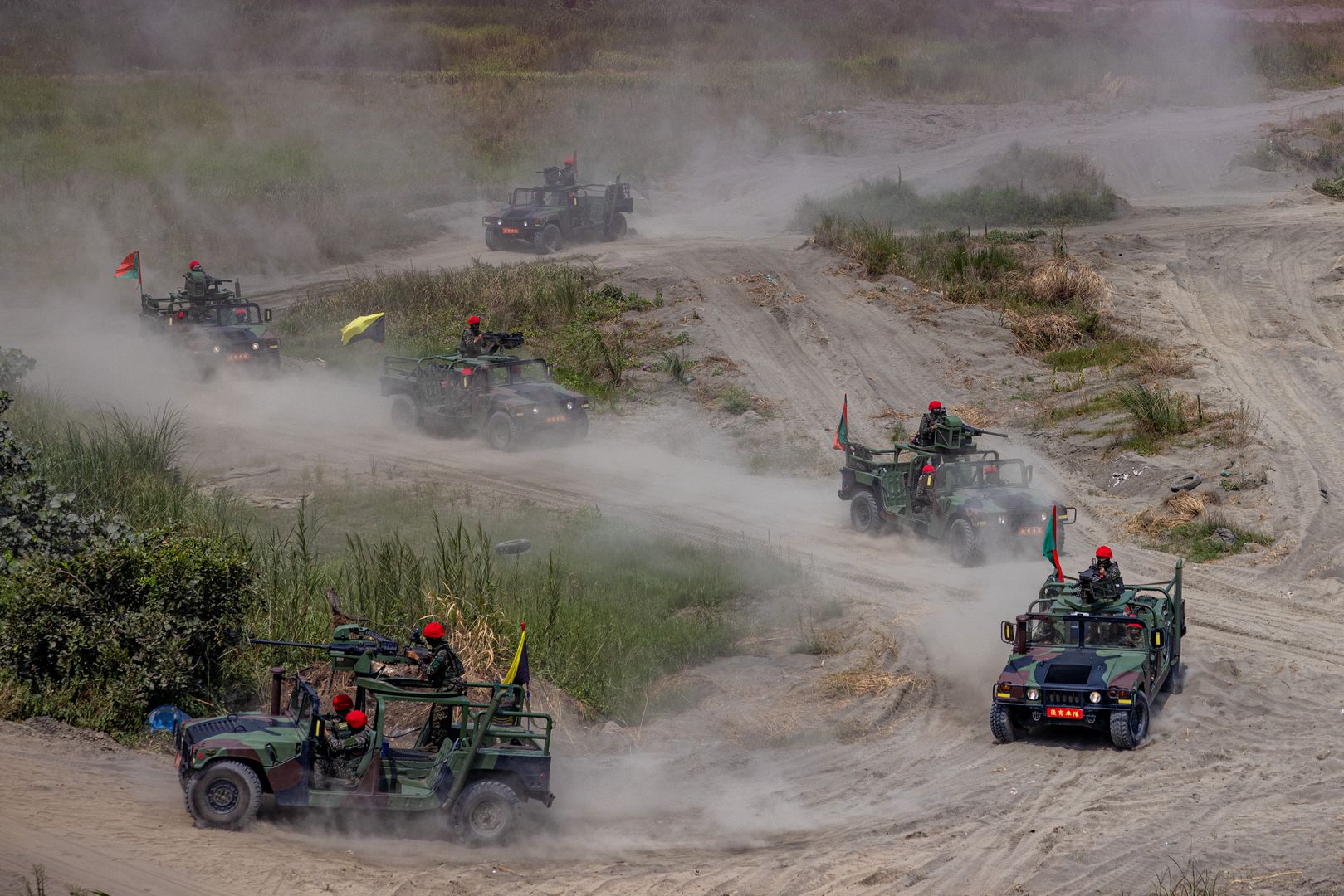 NEW TAIPEI CITY, TAIWAN - JULY 27: Taiwanese military personnel take part in the Han Kuang military exercise, which simulates China's People's Liberation Army (PLA) invading the island on July 27, 2022 in New Taipei City, Taiwan. Taiwan military launches a weeklong of live fire drills involving all forces of the military to repel simulated attacks from China. (Photo by Annabelle Chih/Getty Images)