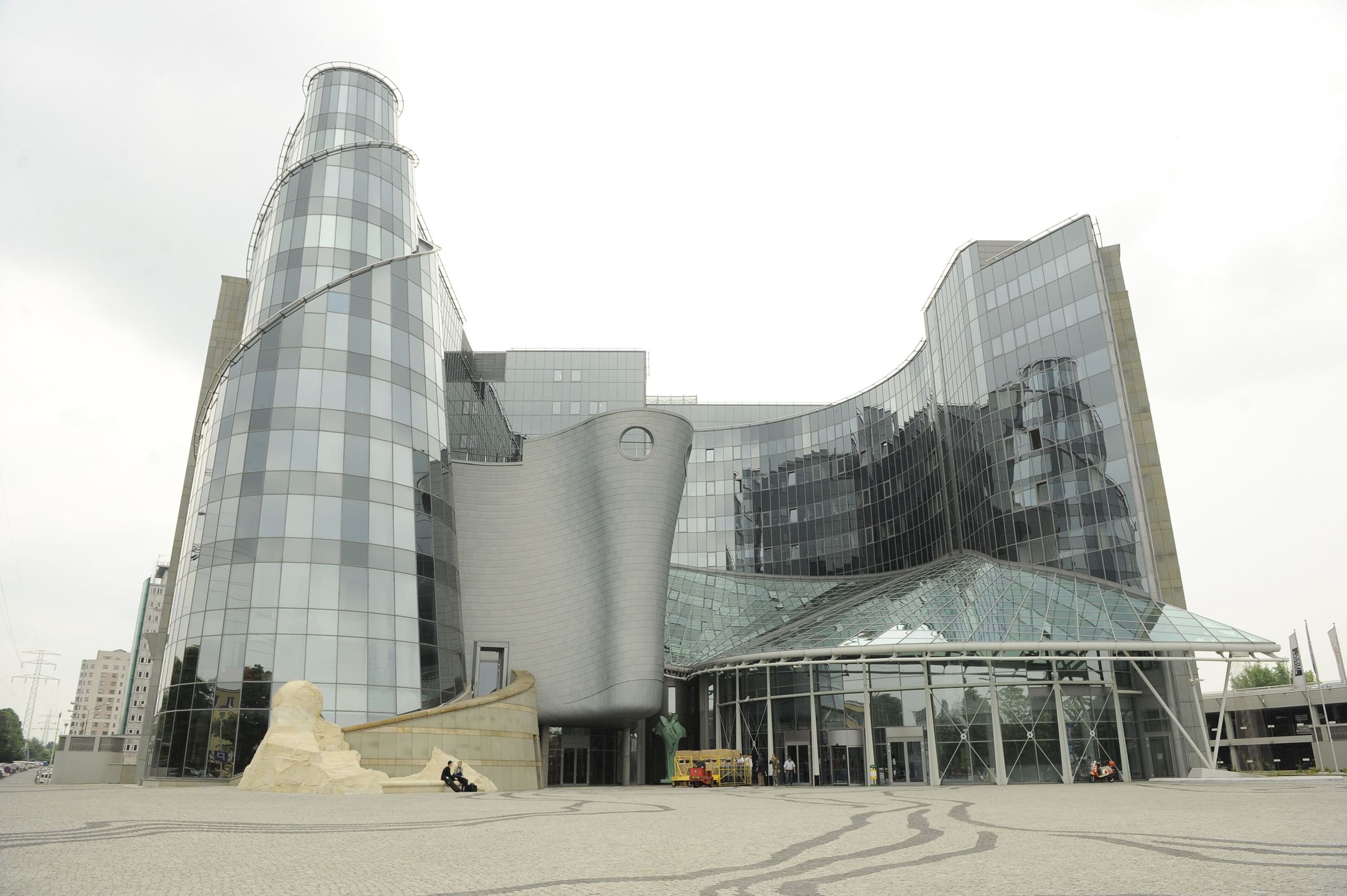 TVP telewizja polska nowy budynek Woronicza samochodowa
kkatny