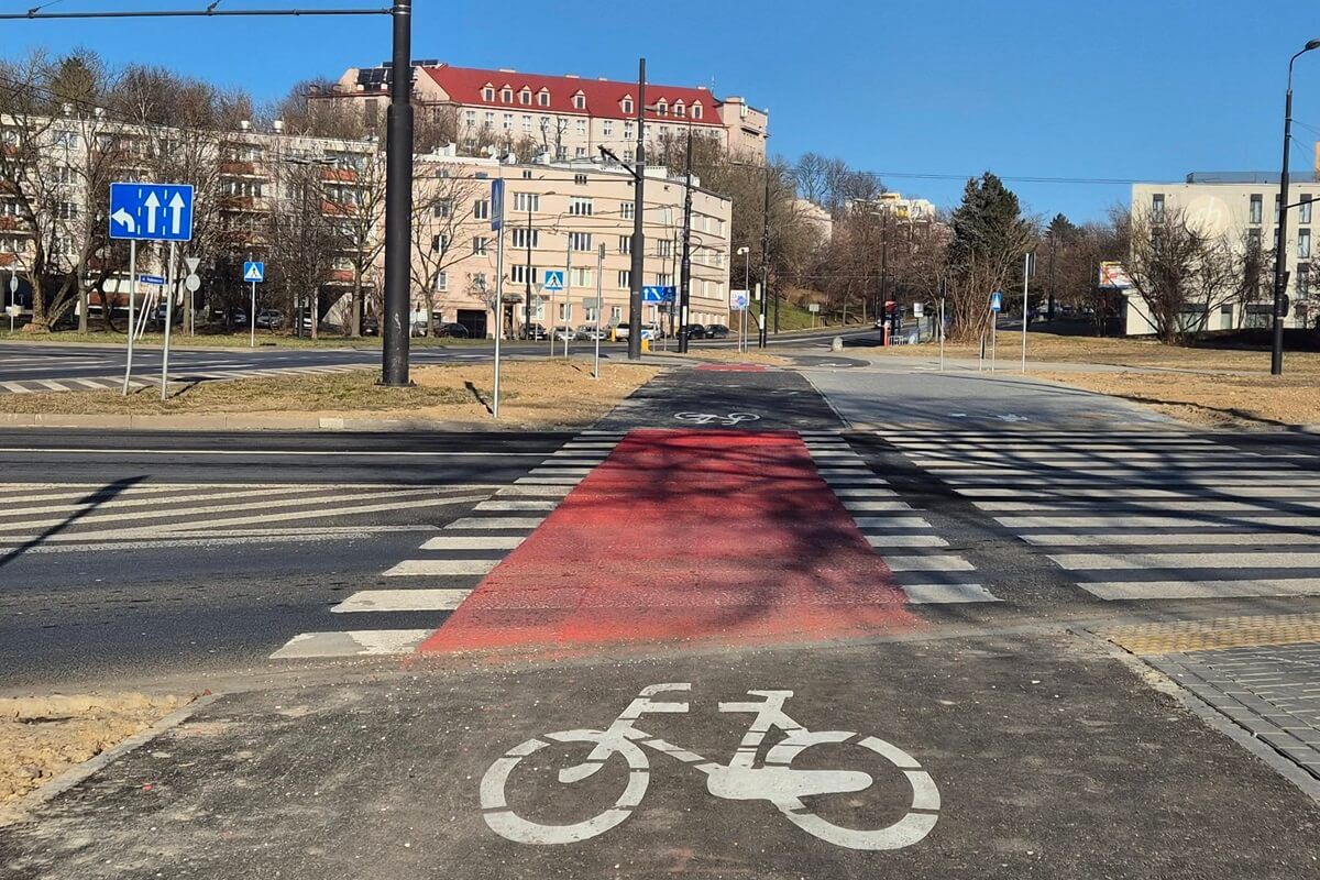 Nowa ścieżka rowerowa przy rondzie Mohyły w Lublinie