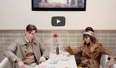 Brytyjska ekscentryczność w świątecznej kampanii Burberry (wideo)