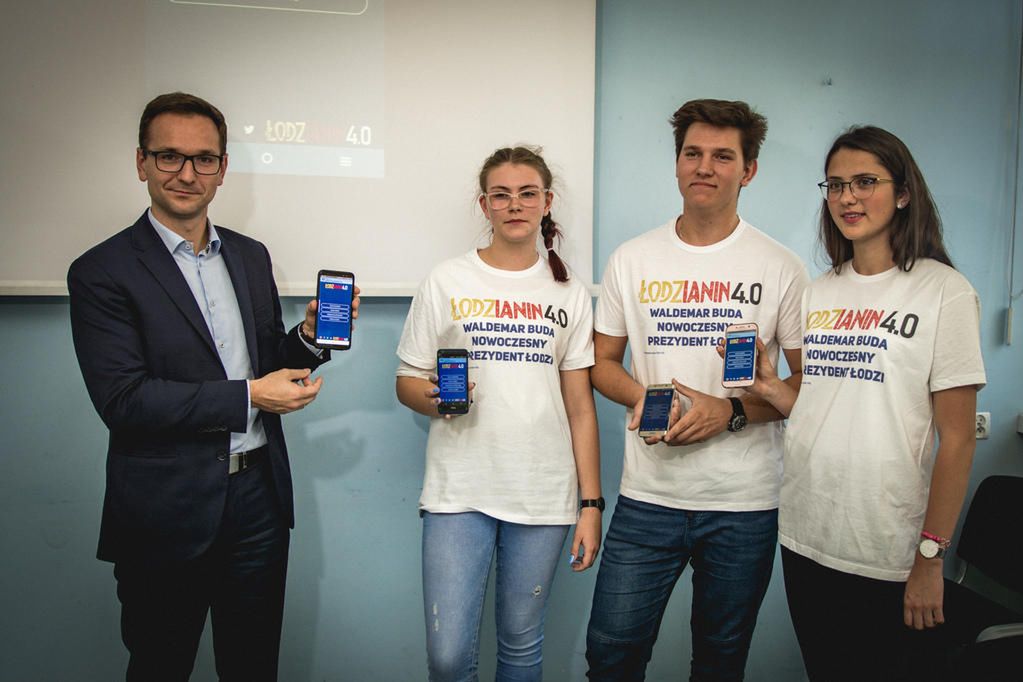 Aplikacja mobilna zamiast plakatów – oto pomysł kandydata PiS na prezydenta Łodzi