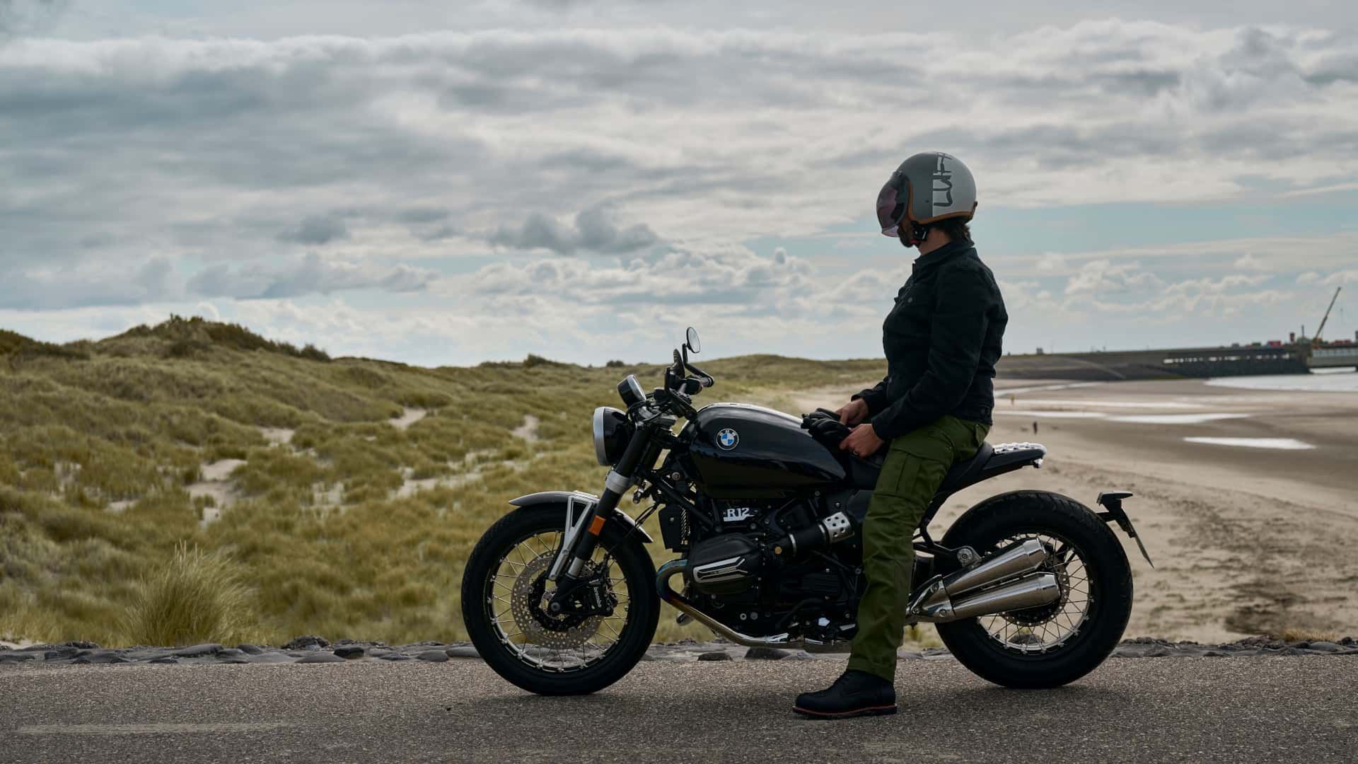 BMW R12