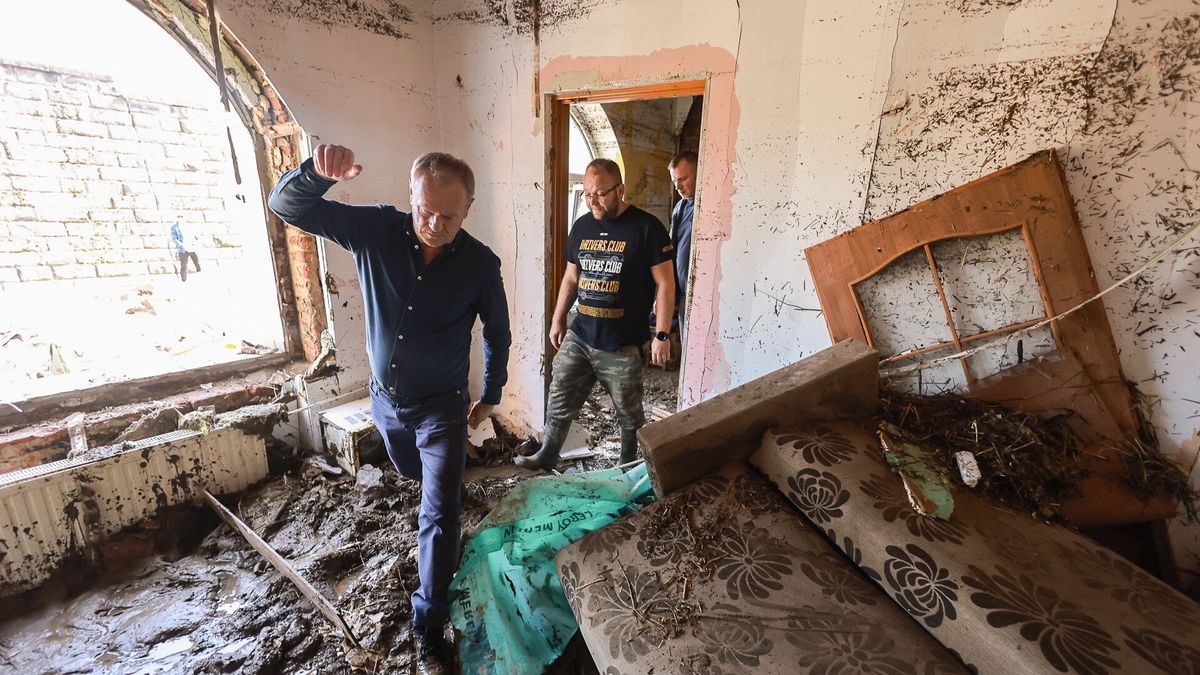 Wyjaśniamy jak otrzymać zasiłek dla powodzian na remont lub odbudowę budynku