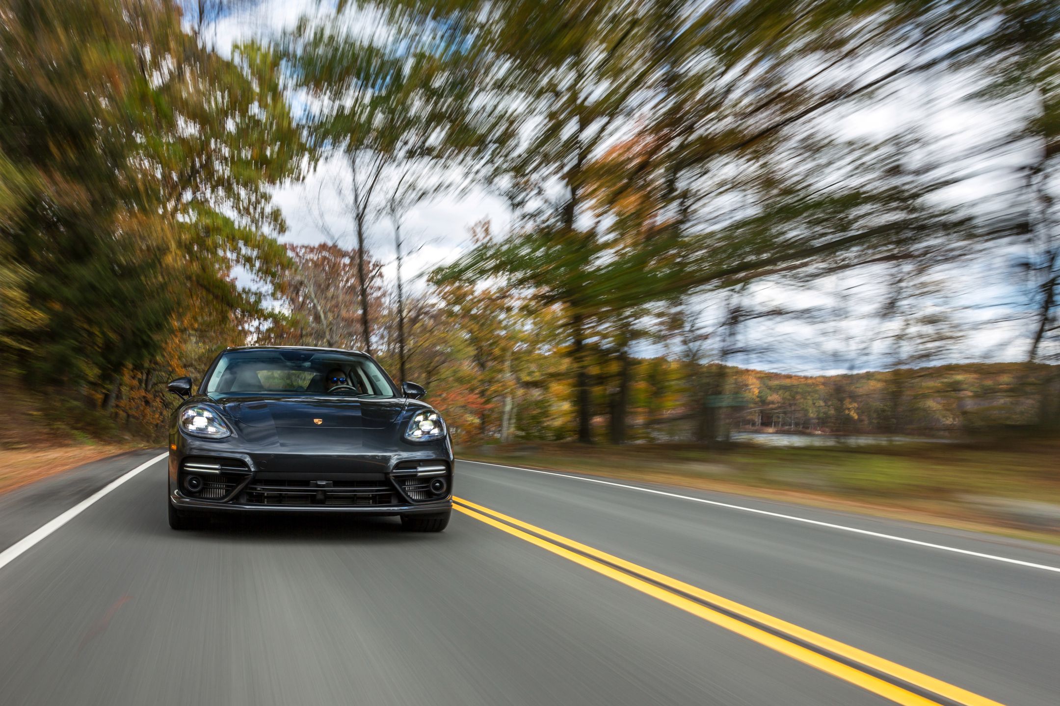 Porsche Panamera 4