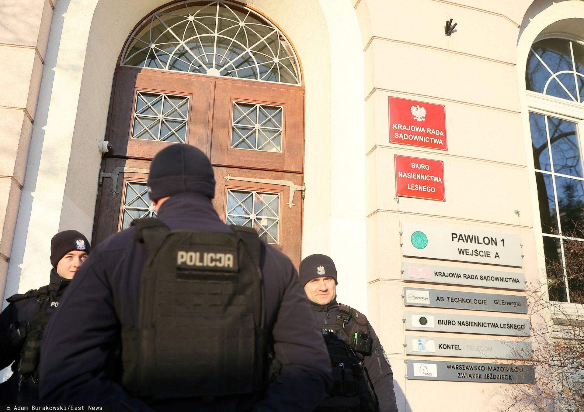 wiadomości,aktualności,WP Wiadomości Prezydium KRS składa zawiadomienie. Chodzi o przeszukanie w budynku