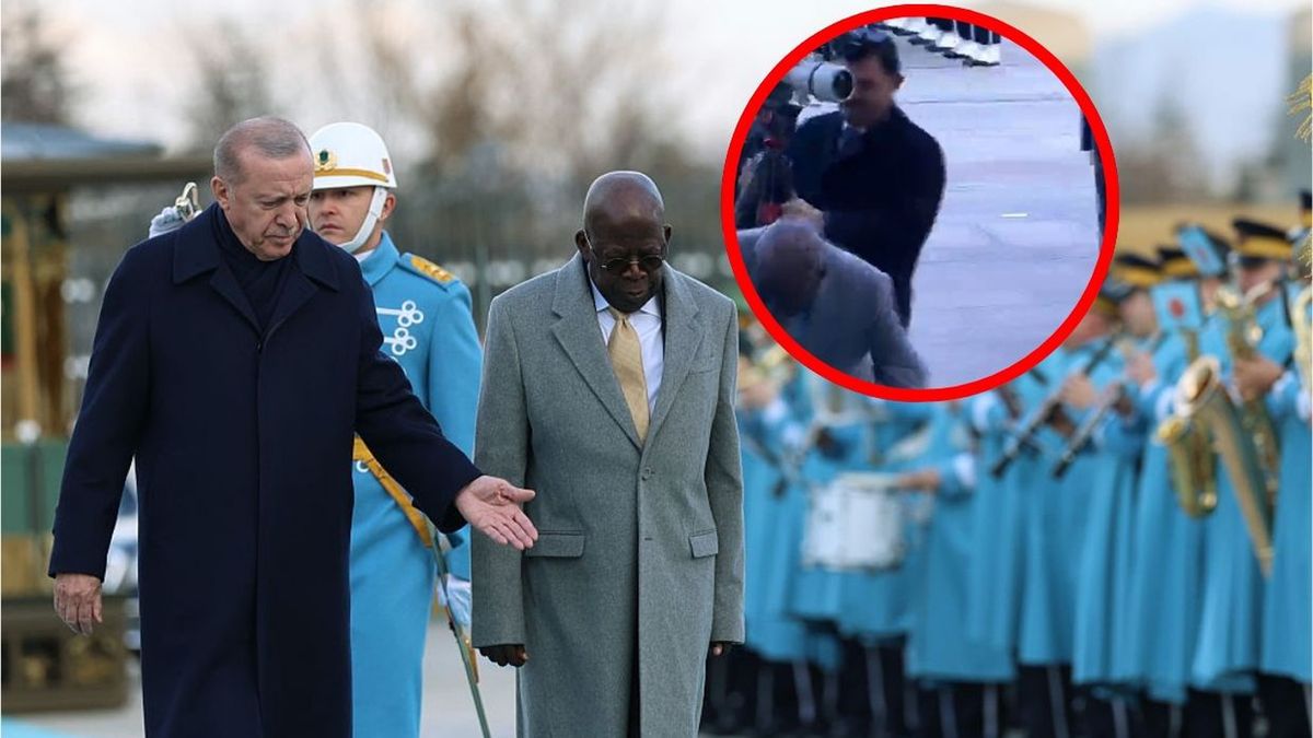 Szedł obok Erdogana. Nagle upadł. Jest nagranie