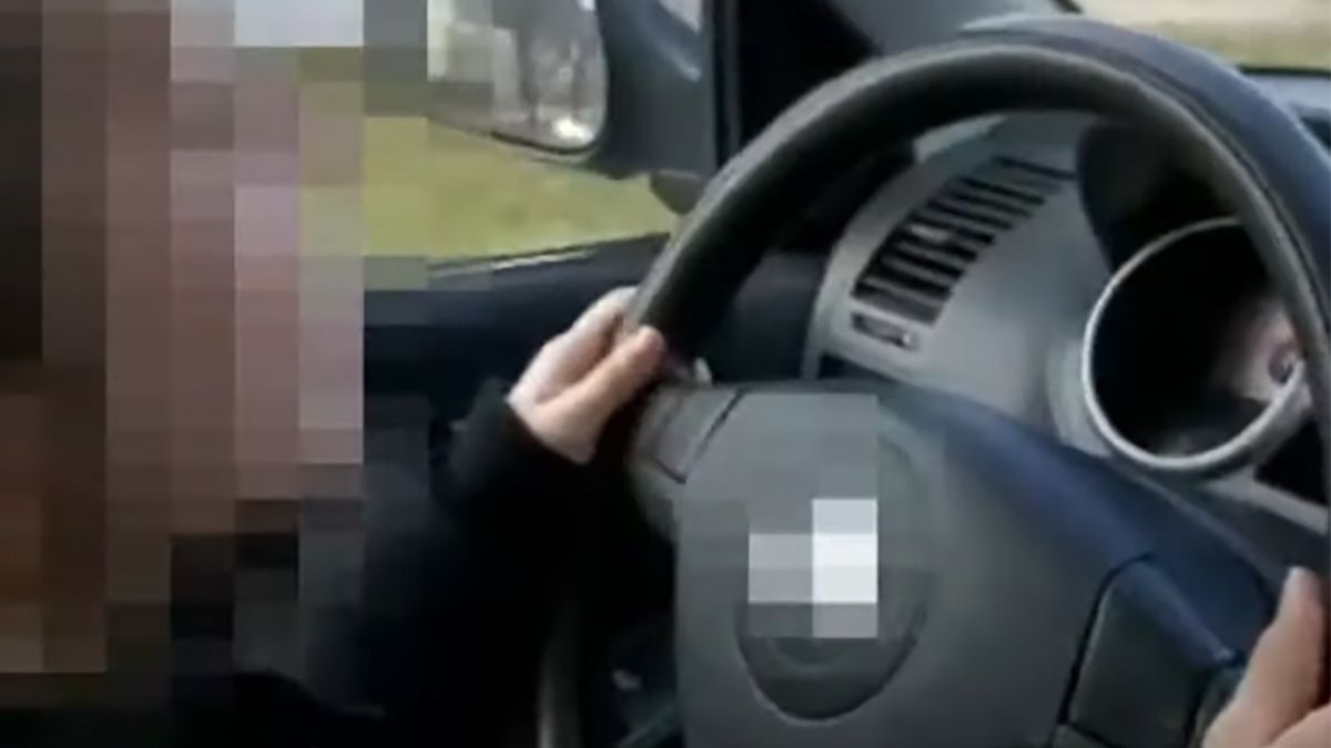 Ojciec pozwolił 10-latce kierować samochodem. Dziewczynka nie miała zapiętych pasów