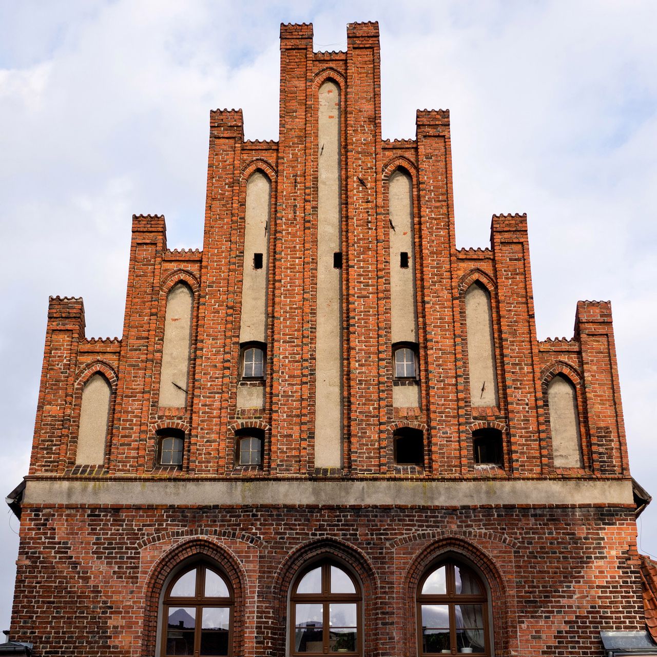 Matryca ma proporcje boków 3:2, ale znajdą się też opcje 4:3, 16:9 i – jak tu - 1:1. Po fotograficznemu "6×6".© Paweł Baldwin