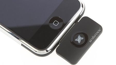 Najmniejszy transmiter do iPhone’a 1