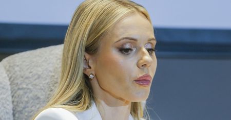 Zdjęcie z komunii krąży po sieci. Dziś już nikt nie daje takich prezentów
