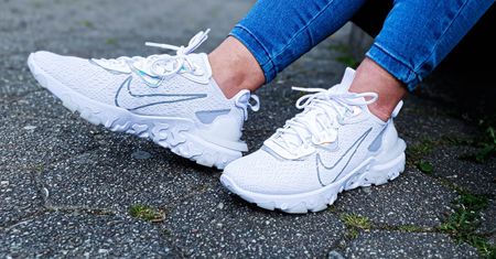 Są świetne! W tych sneakersach chodzi się modnie i wygodnie