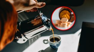 Bierzesz witaminę C? Tyle musisz odczekać z wypiciem kawy
