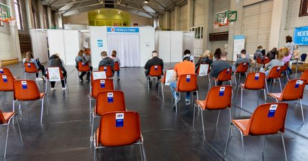 Emocje w punktach szczepień. Przychodzi całkiem nowa grupa pacjentów. To "oburzeni"