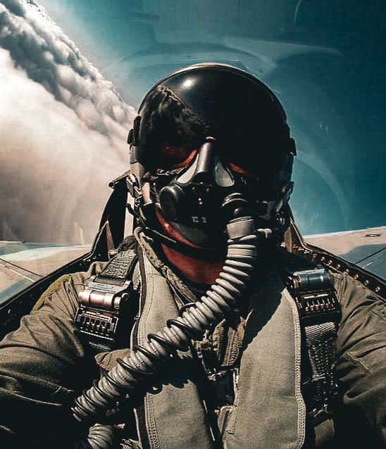 Ukraiński pilot w F-16.