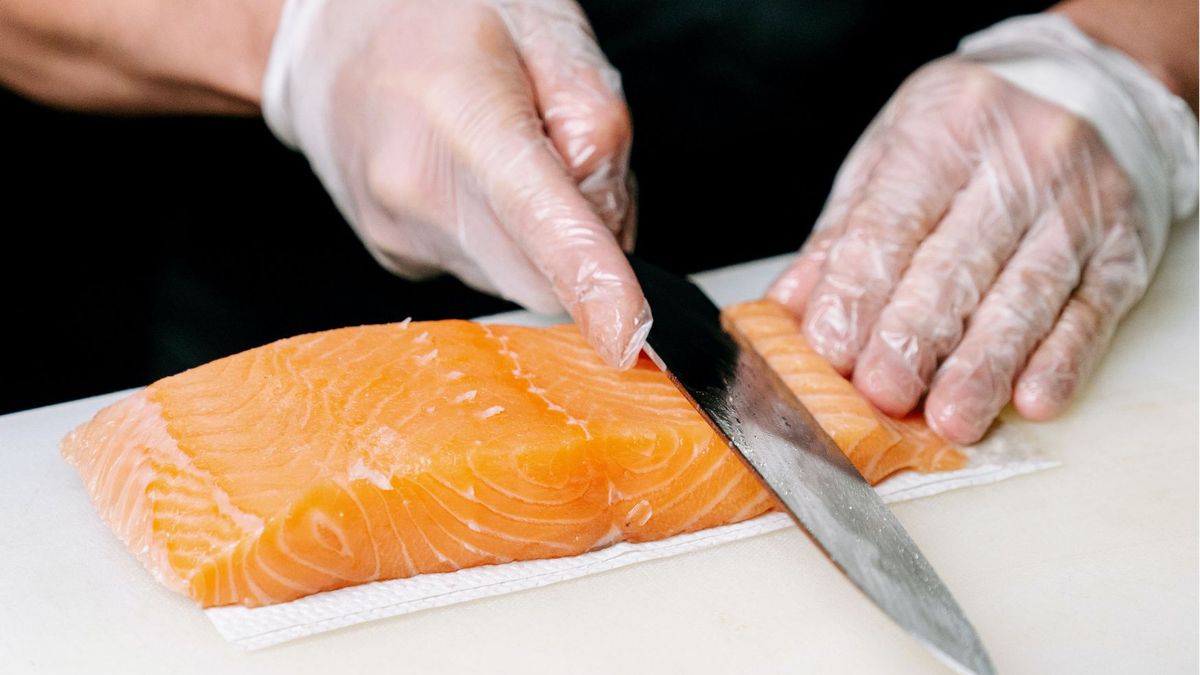 Łosoś cieszy się ogromnym powodzeniem wśród Polaków